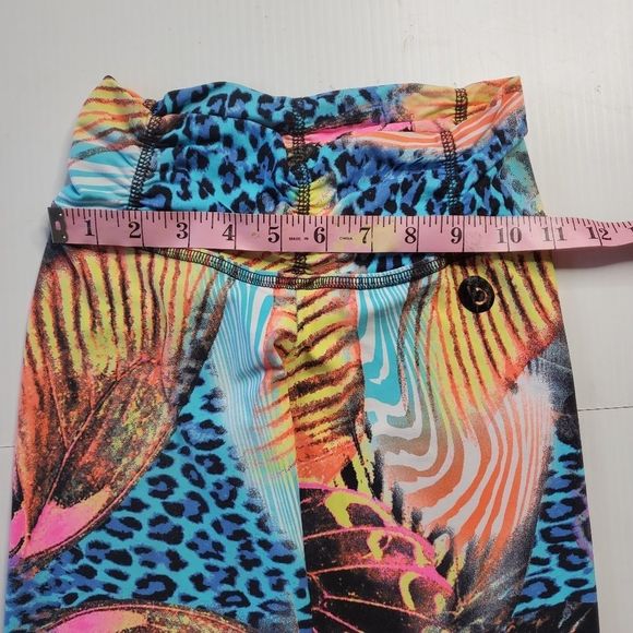 Bro fitwear colorful workout leggings from Brazil - Picture 5 of 5